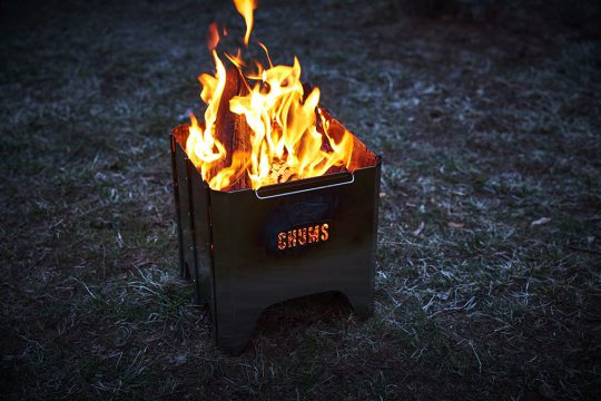 CHUMS「Booby Face Folding Fire Pit」